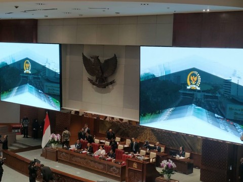 DPR menggelar rapat paripurna penutupan masa persidangan III tahun 2023-2024 di DPR RI, Kompleks Parlemen, Senayan, Jakarta Pusat, Selasa (6/2/2024). Foto: Zamachsyari/kumparan