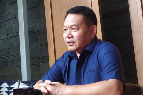 Mantan KSAD Jenderal TNI (Purn), Dudung Abdurachman, di Kota Bandung, pada Rabu (7/2/2024). Foto: Rachmadi Rasyad/kumparan