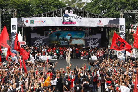 Capres 03, Ganjar Pranowo hadiri acara Hajatan Rakyat di Grobogan, Jawa Tengah, Rabu (7/2/2024). Foto: TPN Ganjar-Mahfud
