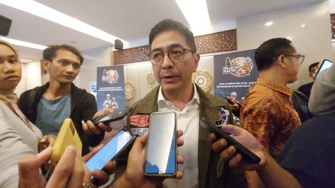 Ketua TPN Arsjad Rasyid saat konferensi pers di Rumah Makan Ramaya, Solo, Rabu (6/2/2024). Foto: Dok. Istimewa