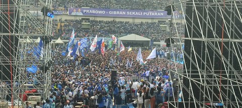 Massa di kampanye akbar Prabowo-Gibran di GBLA. Dok: Rachmadi/kumparan.