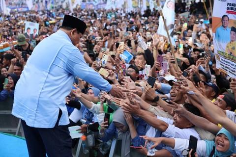 Capres nomor urut 02 Prabowo Subianto kampanye di GOR Delta Sidoarjo, Jawa Timur, Jumat (9/2/2024). Foto: Dok. Istimewa