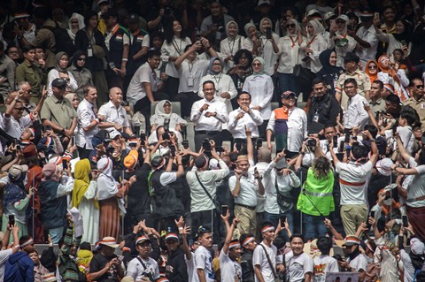 Paslon 01 Anies Baswedan dan Muhaimin Iskandar (AMIN) pada kampanye akbar terakhir AMIN, di Jakarta International Stadium (JIS), Jakarta Utara, Sabtu (10/2/2024). Foto: Dok. Istimewa