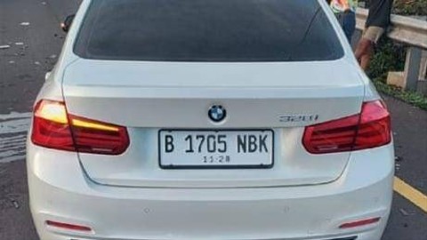 Kecelakaan beruntun 3 kendaraan di Tol Jagorawi, Minggu (11/2/2024). Foto: Dok. Istimewa