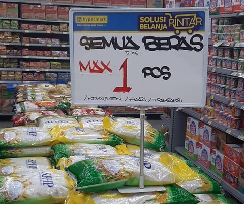 Pembelian beras di supermarket-supermarket Jogja saat ini sudah dibatasi. Foto: Widi RH Pradana/Pandangan Jogja
