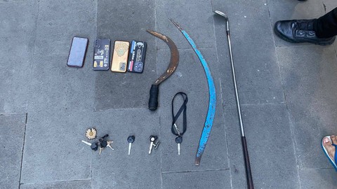 Barang bukti yang diamankan Tim Patroli Perintis Presisi Polres Metro Jakarta Barat dari 8 orang remaja yang diduga hendak tawuran di Cengkareng, Jakarta Barat. Foto: Dok. Istimewa