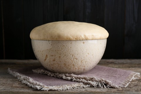 Ilustrasi ragi untuk adonan kue dan roti. Foto: Shutterstock