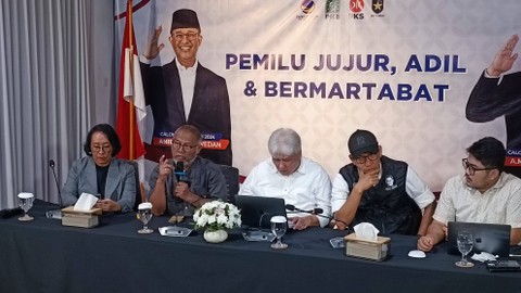 Konferensi pers Timnas AMIN di rumah perubahan, Jumat (16/2). Dok.  Foto: Thomas Bosco/kumparan