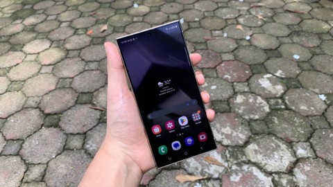 Samsung Galaxy S24 Ultra. Foto: Muhammad Fikrie/kumparan