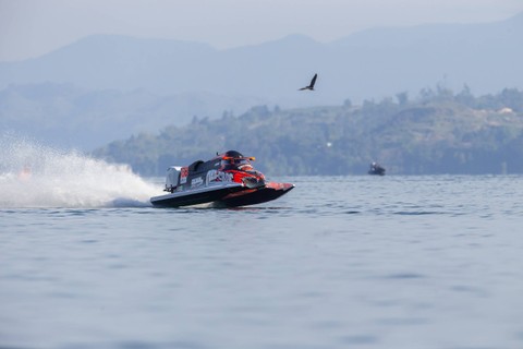 F1 Powerboat di Danau Toba. Foto: Dok. InJourney