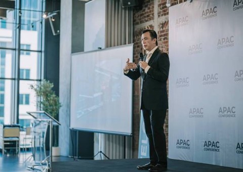 Ilustrasi Apa Yang Dimaksud Dengan Pidato Persuasif, Foto: Unsplash/Edwin Tan.