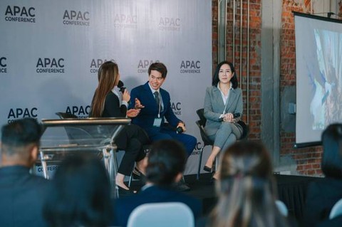 Ilustrasi Apa Yang Dimaksud Dengan Pidato Persuasif, Foto: Unsplash/Edwin Tan.