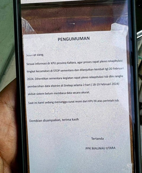 Surat pemberitahuan agar rapat rekapitulasi pemungutan suara di Kaltara dihentikan sementara. Foto: Dok. Istimewa