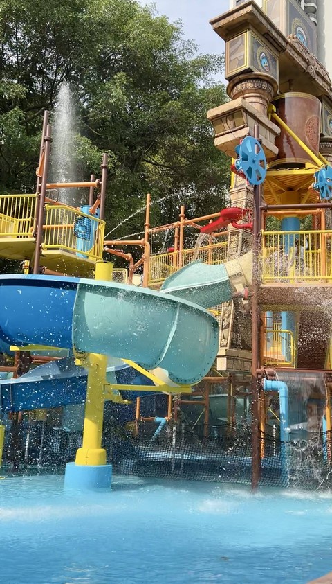 Salah satu wahana di Sunway Lagoon Themepark. Foto: Andrian Gilang Khrisnanda/kumparan