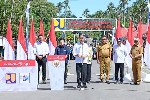 Presiden Jokowi pada peresmian Bendungan Lolak di Kabupaten Bolaang Mongondow, Provinsi Sulawesi Utara, Jumat (23/2/2024). Foto: Biro Pers Sekretariat Presiden