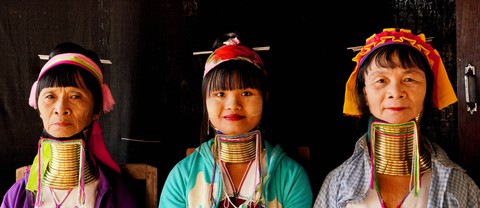 Ilustrasi untuk tradisi memanjangkan leher pada Suku Karen. Sumber: unsplash.com/Samir Chhibber