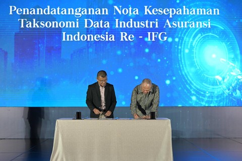 MoU taksonomi data industri asuransi Indonesia Re - IFG. Foto: Indonesia Re
