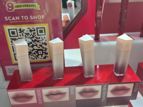 Rangkaian produk brand Espoir. Foto: kumparan/Hutri Dirga