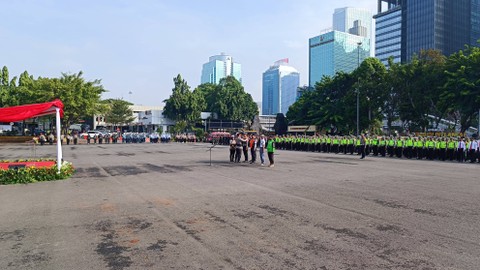 Polda Metro Jaya gelar apel Operasi Keselamatan Jaya 2024 di Lapangan Mapolda Metro Jaya, Sabtu (2/4). Foto: Thomas Bosco/kumparan