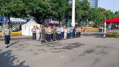 Polda Metro Jaya gelar apel Operasi Keselamatan Jaya 2024 di Lapangan Mapolda Metro Jaya, Sabtu (2/4). Foto: Thomas Bosco/kumparan