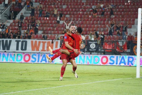 Marko Simic dalam pertandingan Liga 1 2023/24 antara Persija vs Dewa United di Stadion Kapten I Wayan Dipta, Gianyar, Bali, Sabtu (2/3/2024).  Foto: Dok. Media Persija