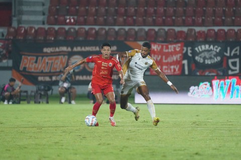 Ilham Rio Fahmi dalam pertandingan Liga 1 2023/24 antara Persija vs Dewa United di Stadion Kapten I Wayan Dipta, Gianyar, Bali, Sabtu (2/3/2024). Foto: Dok. Media Persija
