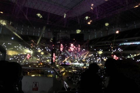 Ed Sheeran hadir menyapa penggemar Indonesia dalam konsernya di Stadion JIS, Jakarta Utara, Sabtu (2/3/2024). Foto: Vincentius Mario/kumparan