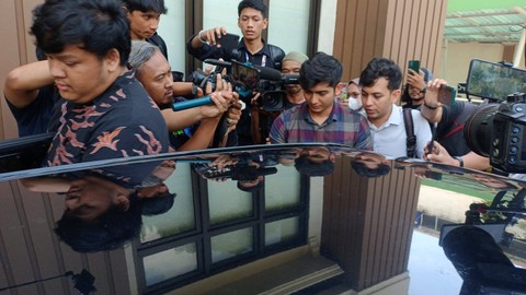 Teuku Ryan di Pengadilan Agama Jakarta Selatan. Foto: Aprilandika Pratama/kumparan