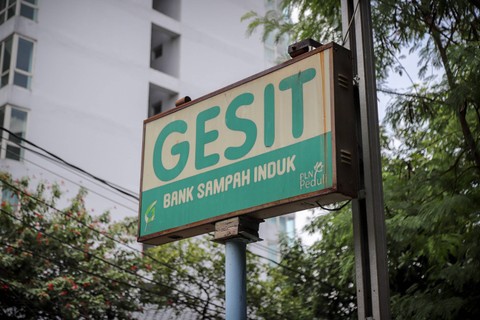 kumparan hangout, Bank Sampah: Solusi yang Ramah di Kantonh, Ramah di Lingkungan bersama Unilever dan Kementerian Lingkungan Hidup dan Kehutanan di Menteng Atas, Jakarta, Senin (4/3/2024). Foto: Jamal Ramadhan/kumparan