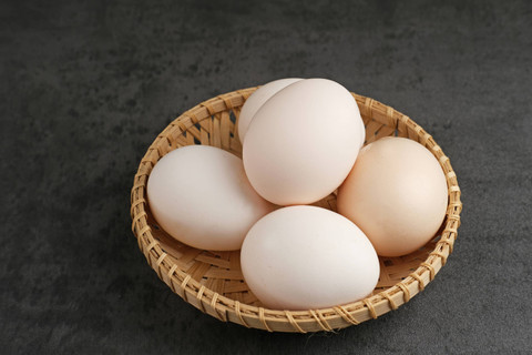 Ilustrasi telur ayam kampung. Foto: Shutterstock