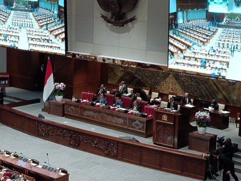 Rapat paripurna DPR RI pembukaan masa sidang ke IV tahun 2023/2024, Selasa (5/3). Foto: Haya Syahira/kumparan
