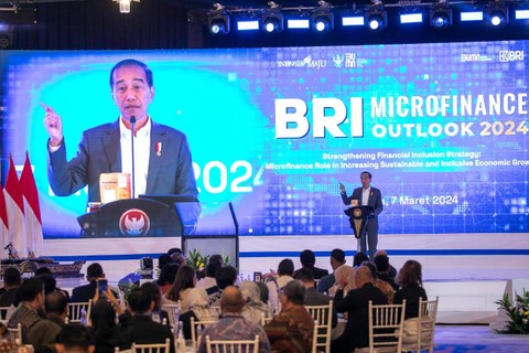 Presiden Joko Widodo membuka BRI Microfinance Outlook 2024. Foto: Dok. BRI