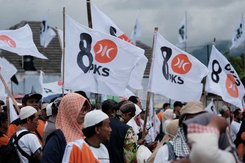 Ilustrasi bendera PKS. Foto: Ika Hilal/Shutterstock