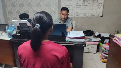 Satu di antara remaja di Kubu Raya yang diamankan karena membawa pedang. Foto: Dok. Polres Kubu Raya. 