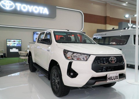 Toyota Hilux Rangga di pameran kendaraan komersial GIICOMVEC 2024. Foto: dok. Toyota Astra Motor