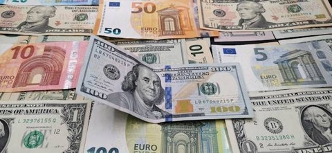 Ilustrasi perbandingan nilai tukar mata uang suatu negara dengan negara lain disebut kurs. Foto: Unsplash/Nedret Binici