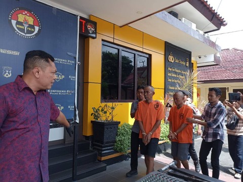 Polres Blitar Kota mengungkap kasus pencurian alat-alat musik gereja di Jalan Simpang Sumatra, Kecamatan Sananwetan, Kota Blitar.  Foto: Dok. Istimewa