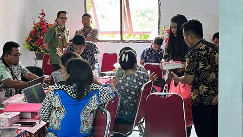 Suasana bimbingan teknis Sistem Informasi Desa dan Kawasan atau Sideka di Kecamatan Siau Timur  