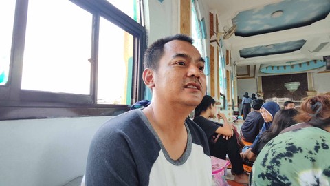 Aziz Suryana, korban kebakaran Palmerah, Jakarta Barat.  Foto: Jonathan Devin/kumparan