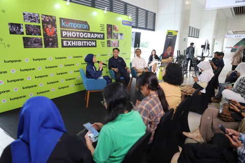 Suasana talk show usai pembukaan  kumparan Photography Exhibitition di Stasiun Whoosh Halim, Jakarta Timur, Minggu (17/3/2024). Foto: Iqbal Firdaus/kumparan