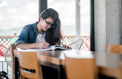 Ilustrasi Kunci Jawaban Tema 7 Kelas 3 Halaman 28, 29, 30. Sumber Unsplash/Kyle Gregory Devaras
