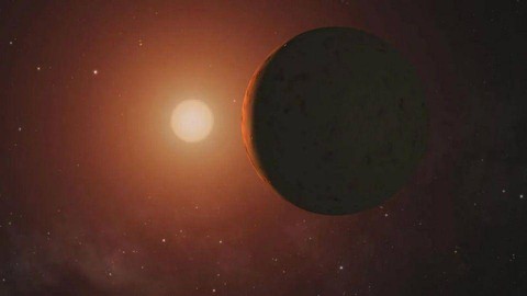 Setidaknya terdapat tiga planet yang mengorbit di sekitar bintang kerdil merah TRAPPIST-1 yang diprediksi layak huni karena memiliki air.