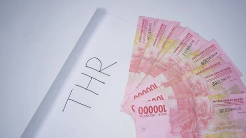 Ilustrasi THR. DPRD Kalbar minta masyarakat untuk segera laporkan perusahaan yang tidak memberikan THR tepat waktu.  Foto: Rizki Ardandhitya Dwi Krisnanda/kumparan