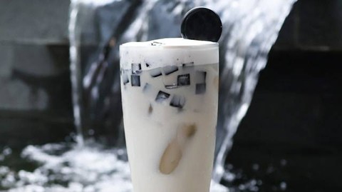 Kalori Cincau Hitam. Foto Hanya Ilustrasi. Sumber Foto: Unsplash.com/Aldrin Rachman Pradana
