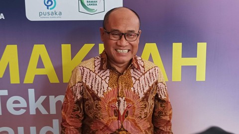 Kepala Pusat Kesehatan Haji Kementerian Kesehatan Liliek Marhaendro Susilo di acara Bimbingan Teknis Petugas Penyelenggara Ibadah Haji  (PPIH) Arab Saudi di Asrama Haji, Pondok Gede, Jakarta Timur, Sabtu (23/3/2024). Foto: Salmah Muslimah/kumparan