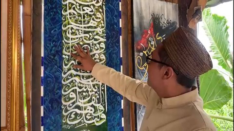 Kaligrafi di Ponpes Salafy 12 Fan Hibbatussadiyyah di Kampung Tegal Dekeut RT 03/08, Desa Nagrak, Kecamatan Cianjur. Foto: kumparan