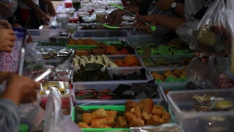 Ilustrasi aneka takjil di bulan Ramadan. (foto: dokumen)