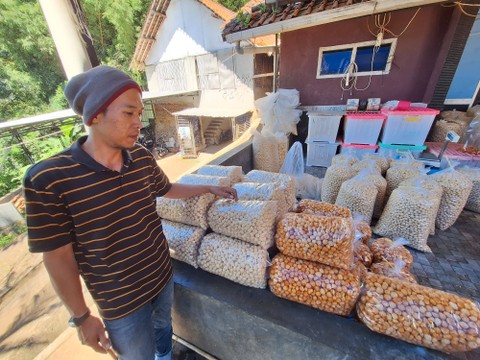 Usaha endog lewo di Garut. Foto: Dok. BRI