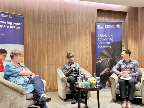 Sandiaga Uno dalam diskusi ASEAN-UK Advancing Creative Economy di Ayana Jakarta, Selasa (26/3). Foto: Tiara Hasna/kumparan