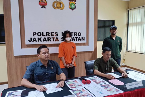 Polres Metro Jakarta Selatan mengungkap kasus penipuan tiket konser Coldplay di Indonesia, Selasa (26/3) Foto: Thomas Bosco/kumparan